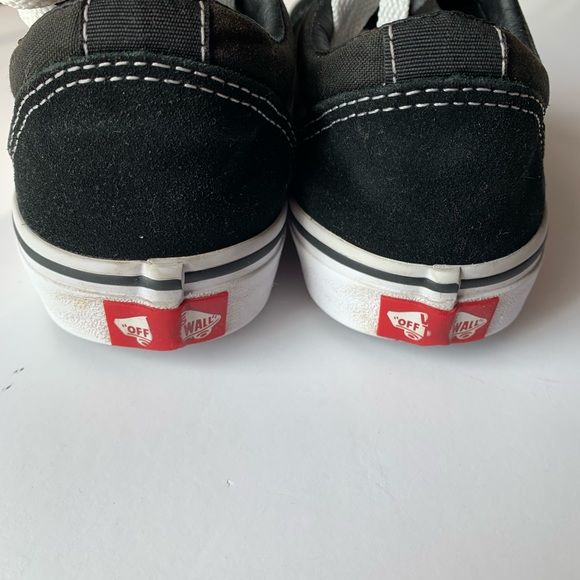 Vans Old Skool Classic Skate Shoes - Picture 8 of 10